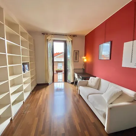 Home Apartment *