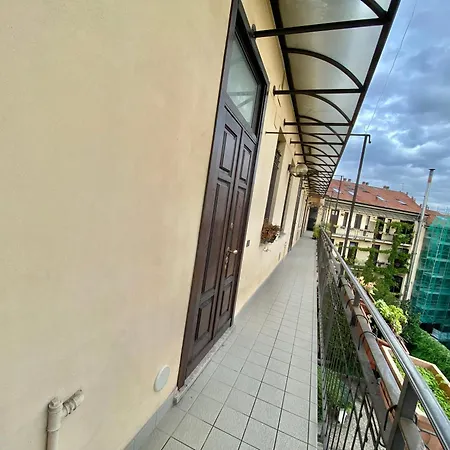 Apartment Home